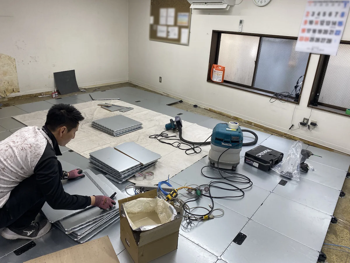 社員数十名規模で総務責任者が通常業務と兼任しながら改装を検討している企業
