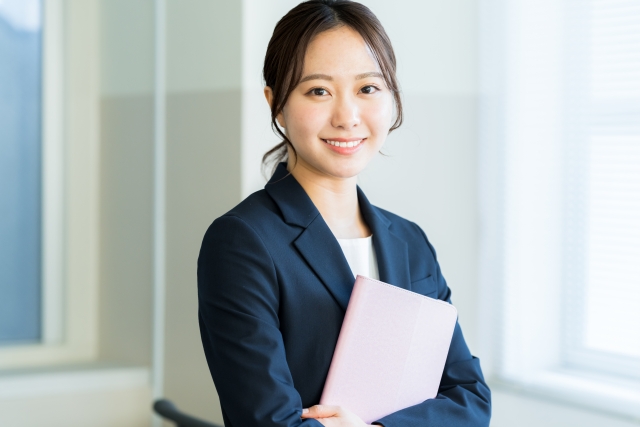 講師の心に寄り添う、女性スタッフだけのサポート体制